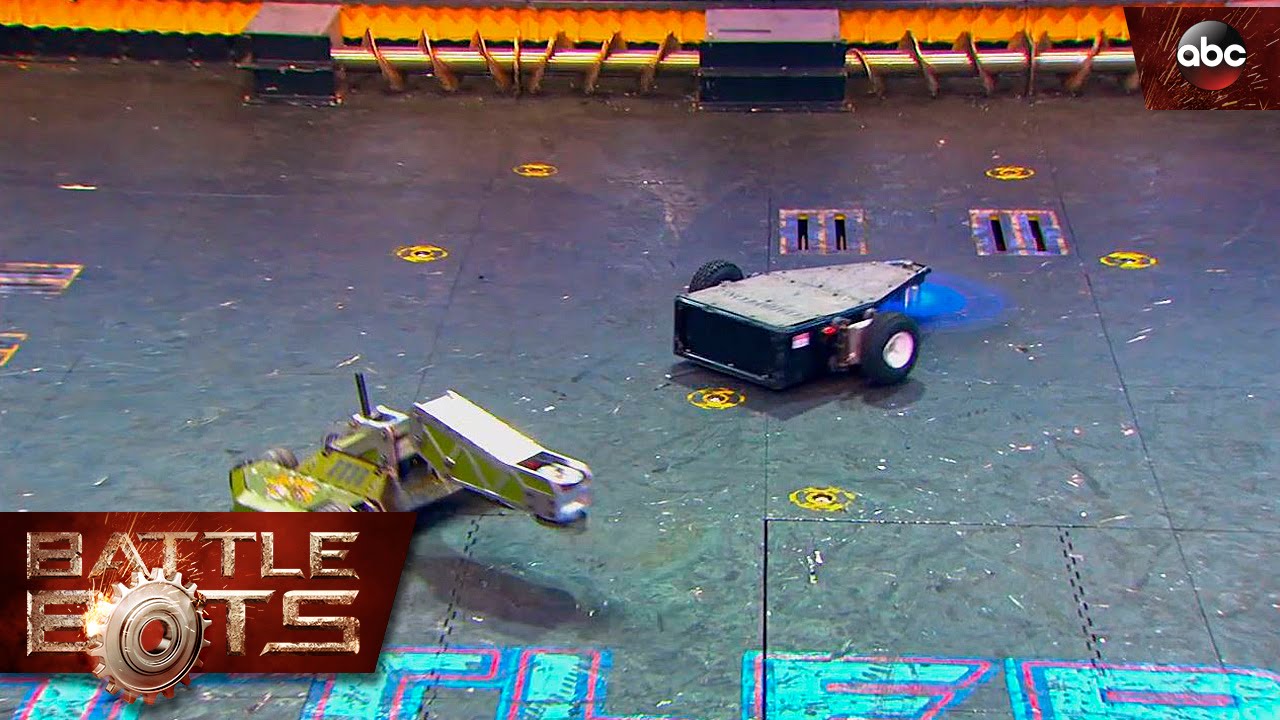 Bombshell vs. Tombstone - BattleBots