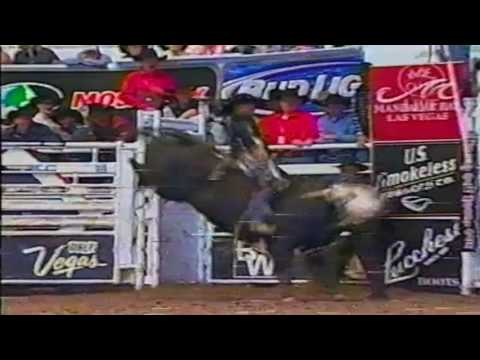 Hells Bells bucks Mike White - 04 PBR Fort Worth