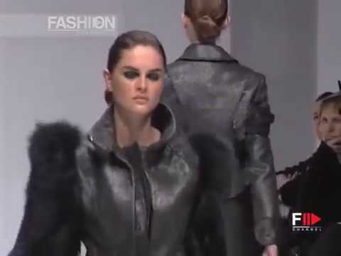 LANCETTI Fall 2004 2005 Paris - Fashion Channel
