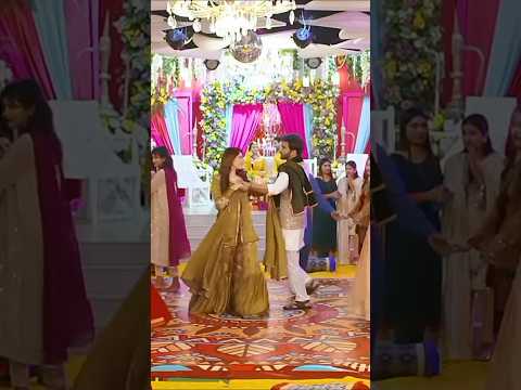 Neelam Muneer And Imran Abbas Dance #neelammuneerkhan #imranabbas #ehramejunoon #dance #mehshar