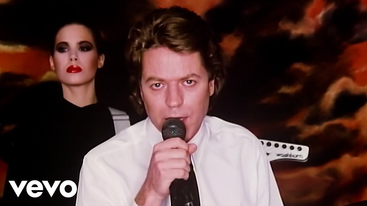 Robert Palmer - Addicted To Love (Official Music Video) - YouTube