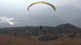 preview picture of video 'Me Paragliding Near Khanpur Lake'