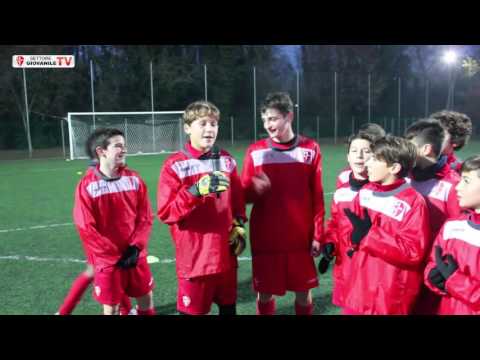 Buon Natale dai Giovanissimi Prof.Reg., troppo buoni per far perdere gli avversari...