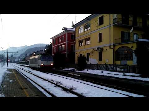 IL LIS DELLA TIGRE E.652 012 IN STAZIONE A BORGO S.DALMAZZO (CN) 8 - 12 - 2017