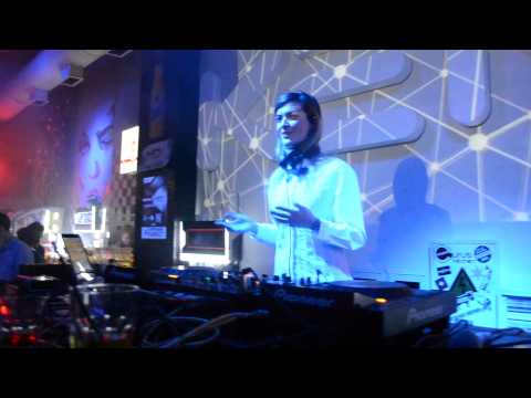 Mi Casa Es Tu Casa @ F2/Julia Govor 19/04/13