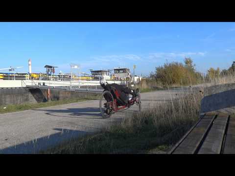 Streintrike Roadshark - Wendekreis - Untersteuern auf Schotter