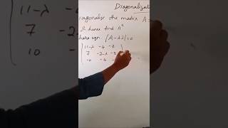 Diagonalization of 3x3 matrix and finding A⁵