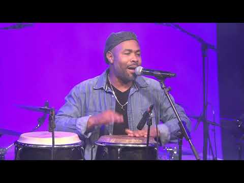 Motolo au Couvre-Feu Festival