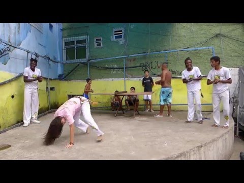 Capoeira - Favela Tour Rio