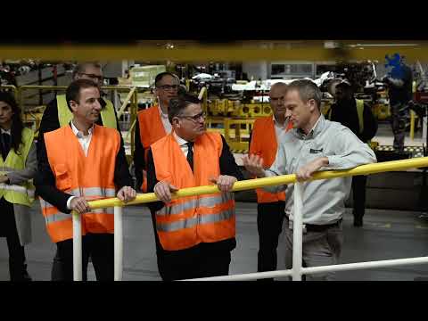 Tour zur Automobilen Zukunft: Ministerpräsident Boris Rhein besucht Opel in Rüsselsheim