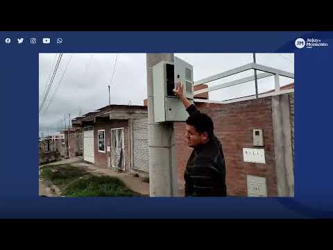 Insólito: en Palpalá, los propios vecinos prenden y apagan el alumbrado público