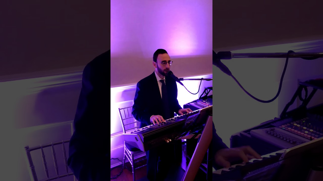 Shmuel Bassman - Abie Rotenberg's Shema Koleinu at a wedding in Ateres Reva