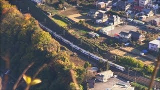 preview picture of video '(中央線) 特急あずさ・かいじ E257系電車0番台を展望 (紅葉) Limited express Train'