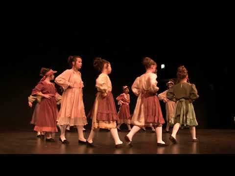 KUD "Preslica" , Blato - Zagreb  :  Lutkice draga - plesovi starog Zagreba