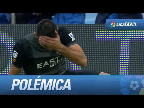 Polémica: Reclaman penalti de Babá sobre Barral