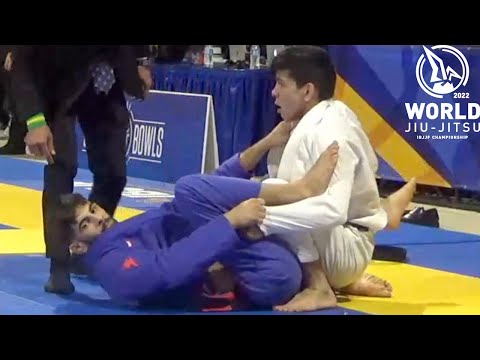 Diego Pato v Sebastian Serpa / World Championship 2022