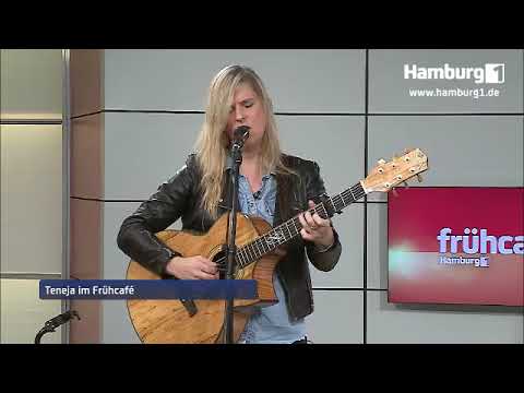 Teneja beim Liveinterview beim Hamburger Frühcafé