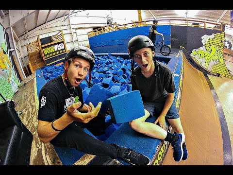 JonMarco Gaydos V S  Jamie Hull Foam Pit SCOOT!