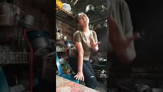 Download lagu Masak sambil pamer mp3 Download lagu Masak sambil pamer mp3