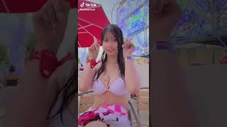 濡れてるよ！爆乳ちゃん