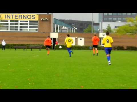 2011-10-08 Internos B2- Beek Vooruit B2: 3-0 DSCN0912.MOV
