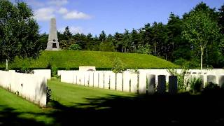 preview picture of video 'Buttes CWGC cemetery, clip two, July 2009'