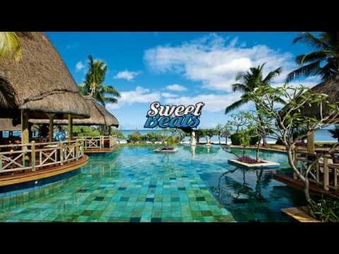 Juicy J ft. Bob Marley, Wiz Khalifa, Curren$y - Stir It Up (Stay Trippy)