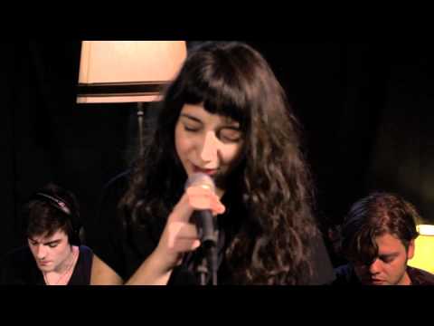 Intergalactic Lovers - Bruises (Live)