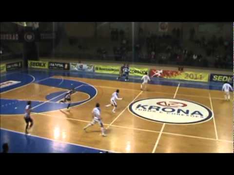 krona joinville 2 x 1 macaé sports não seria lance de expulsão