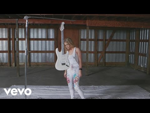 Lindsay Ell - Standing Here (Official Audio)