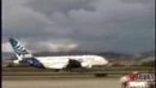 preview picture of video 'AIRBUS A380 DESPEGANDO EN BOGOTA COLOMBIA'