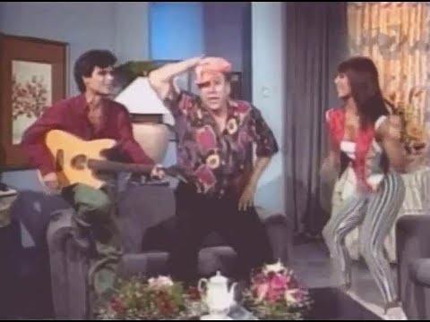 Gordo Casaretto vs. Pedro Suárez-Vértiz - sketch "Amor Imposible"