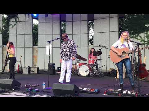 The Accidentals and Ralston Bowles, "Welcome Back" (Meijer Gardens, Grand Rapids, July 6, 2021)