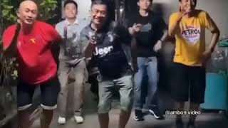 Download lagu Goyang Viral Terbaru Bapak-bapak Lucu Tiktok mp3 Download lagu Goyang Viral Terbaru Bapak-bapak Lucu Tiktok mp3