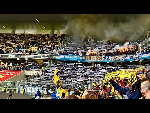 Fc Zurich Sudkurve ultras at Young boys fc with a big pyro show 🙌🏻🔥🔵⚪️🇨🇭Wankdorfstadion Bern