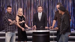 Blake Shelton and Gwen Stefani Hilariously Duet to Drake&#39;s &#39;Hotline Bling&#39;