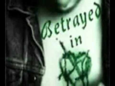 atheethaya sihinayak pamanai karunarathna divulgane