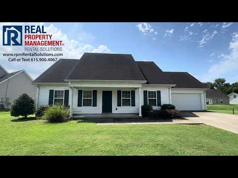Great FIVE bedroom home with attached garage and back patio! 1.2 miles from MTSU! property video