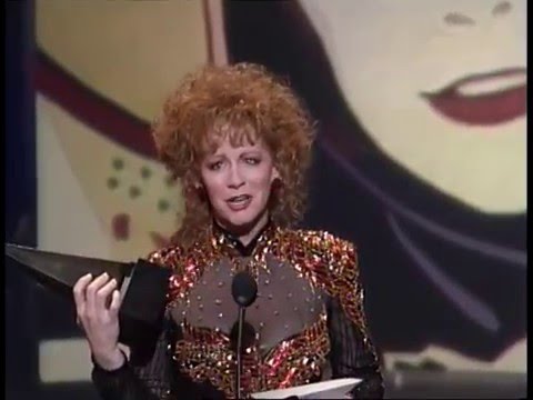 Reba McEntire Wins Country Female - AMA 1991
