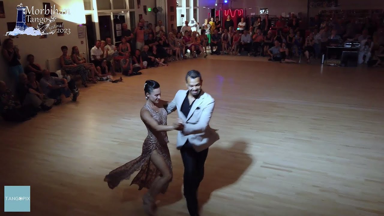 Carlos & Mirella Santos David dance Alfredo De Angelis - Pobre Flor