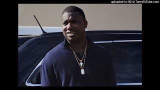 Gucci Mane - Trap On Wheels Ft. Young Scooter (CDQ)