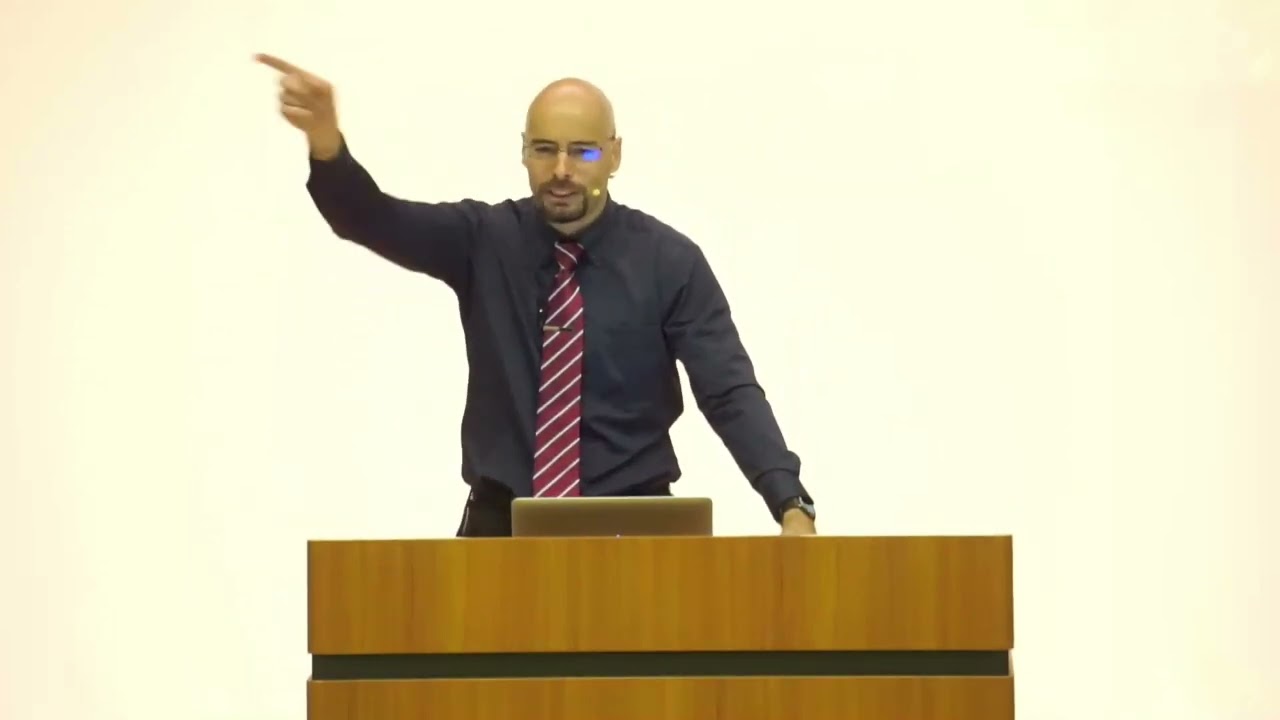 A SUA FRENTE, DOIS CAMINHOS. Pr. Glauber Manfredini