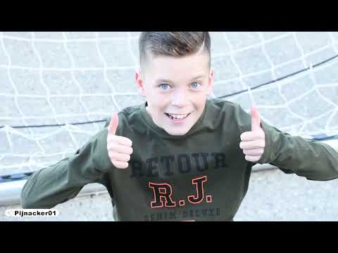 Oliveo 1 - HBBS 1 2nd Division D football in Pijnacker