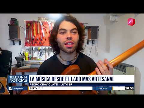 Joven lutier juninense armó un taller  para construir sus propias guitarras