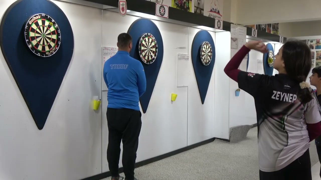 23 NİSAN ÇOCUK BAYRAMI DART TURNUVASINDA ÖDÜLLER SAHİPLERİNİ BULDU
