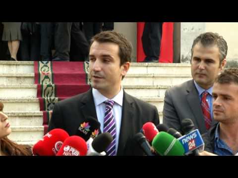 Bektashinjtë kremtojnë ditën e Ashures, vizita në Kryegjyshatë