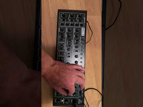 Behringer Pro-1 Analog Synthesizer 2019 - Present - Black image 3