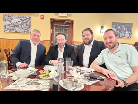 The FitJew with 3 of the Biggest Losers!! (😉winners!) 21 day Chazal eating challenge!