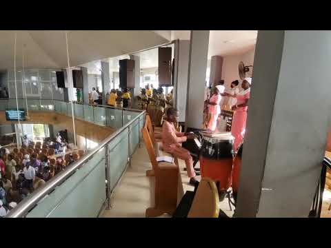 What means this eager, anxious throng - MHB 152