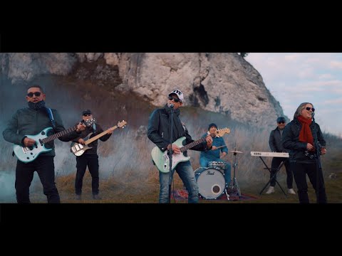 Ona Czeka Ona Wie - Universe (Poland)